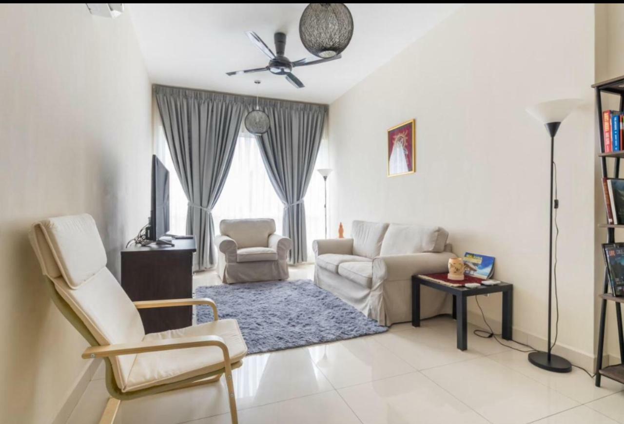 Crest Residence Kuala Lumpur Exterior photo